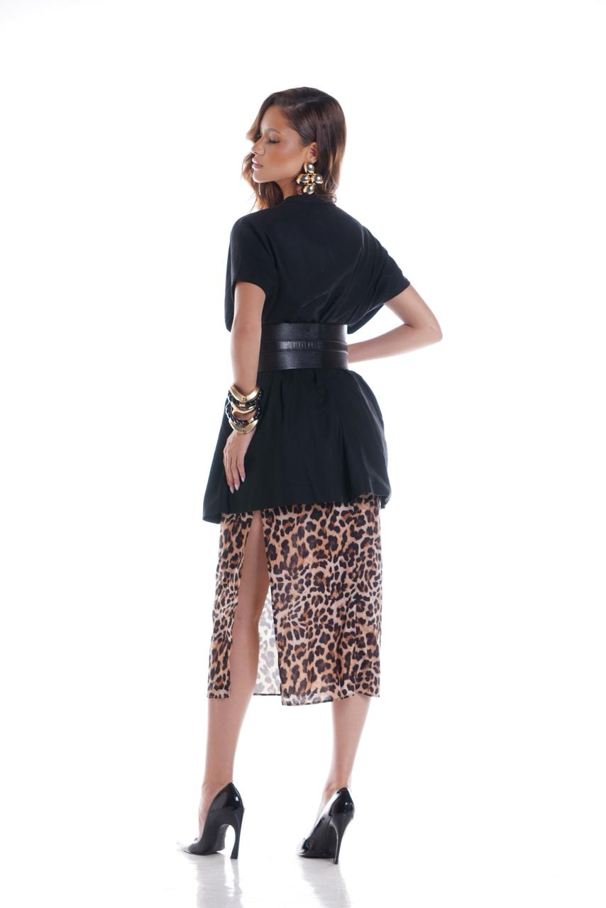 Max colete Paula em linho