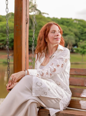 Camisa Aurora em Laise Richelieu