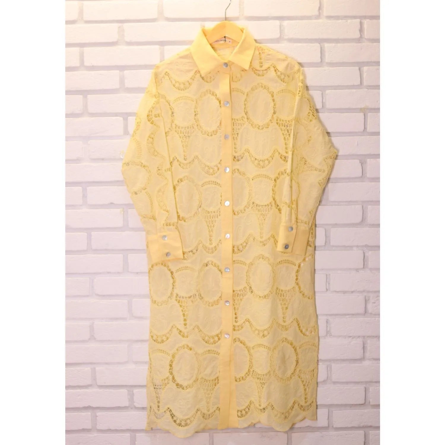 Camisa Aurora em Laise Richelieu